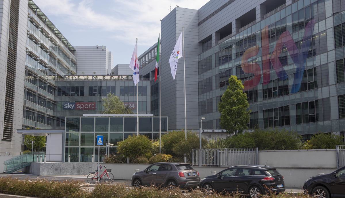 Sky: rinnovata la partnership con Aeroporti di Roma fino al 2029 Sky: rinnovata la partnership con Aeroporti di Roma fino al 2029