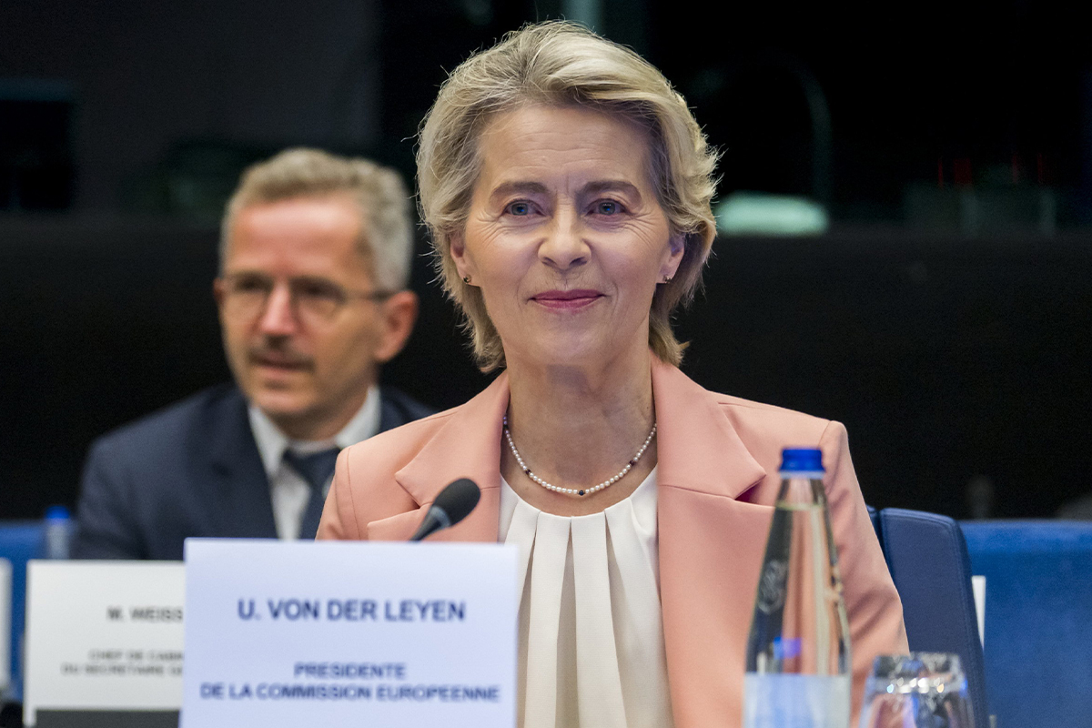 Von der Leyen, giallo sulle sue condizioni di salute. Il ricovero nascosto a tutti