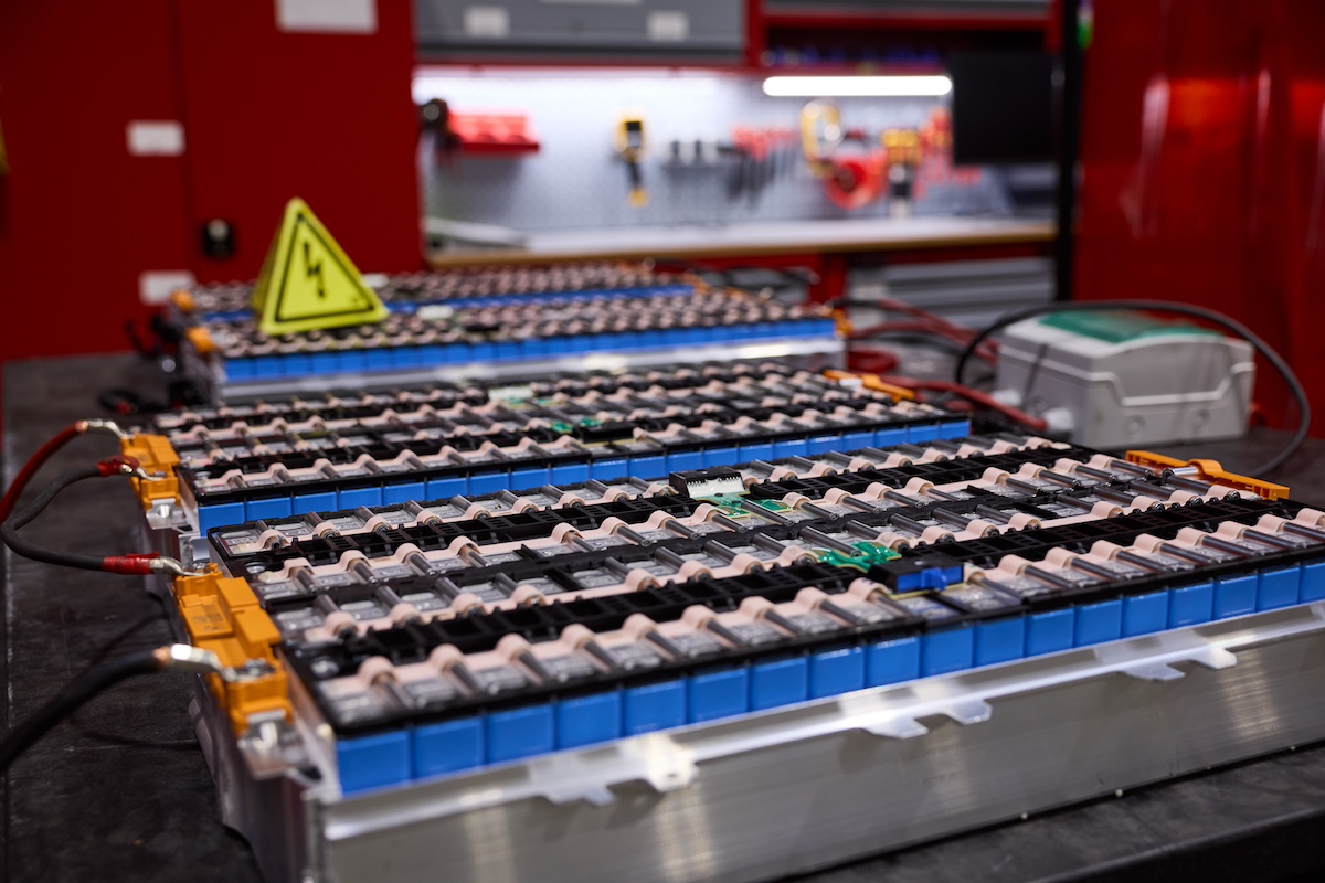 BMW Group accelera sull’economia circolare: il riciclaggio delle batterie ad alta tensione diventa paneuropeo