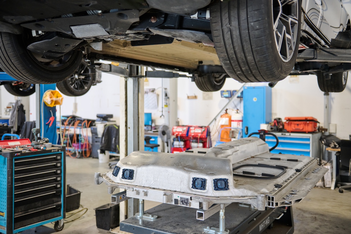 BMW Group accelera sull’economia circolare: il riciclaggio delle batterie ad alta tensione diventa paneuropeo