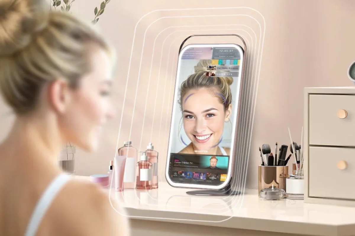Tecnologia e bellezza, dallo specchio smart di Samsung al chatbot per il make up: le novità 2025 Tecnologia e bellezza, dallo specchio smart di Samsung al chatbot per il make up: le novità 2025