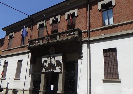 Cinque comuni del sud ovest Milano contro Corsico: “Si è escluso dal Piano di zona” Cinque comuni del sud ovest Milano contro Corsico: “Si è escluso dal Piano di zona”