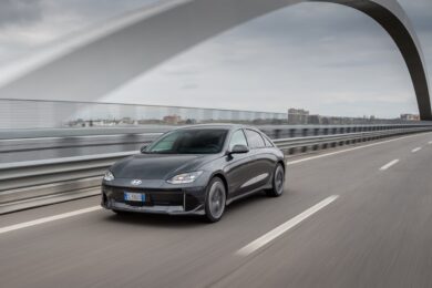 Hyundai IONIQ 6: ricarica ultraviolece e leadership nel P3 Charging Index 2024