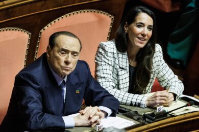 Ronzulli: “Che emozione il primo sì alla Riforma della giustizia, nel nome di Silvio Berlusconi”