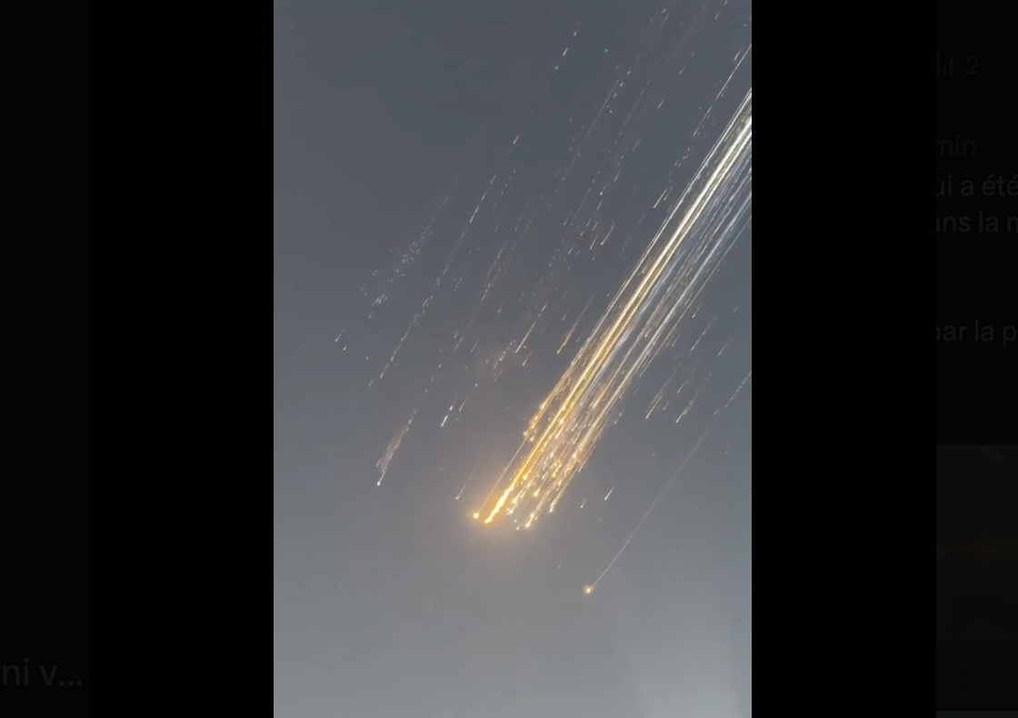 Esplode il razzo SpaceX di Starlink. Spettacolo in cielo | video Esplode il razzo SpaceX di Starlink. Spettacolo in cielo | video