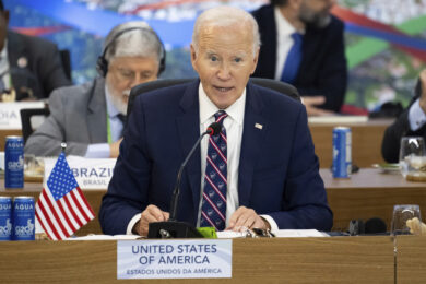 Usa, Biden lascia con un provvedimento record di clemenza: commuta la pena a 2500 detenuti in un giorno