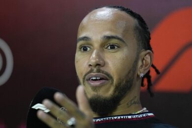 Hamilton primo giorno alla Ferrari: la foto (e Lewis che confessa il sogno…)