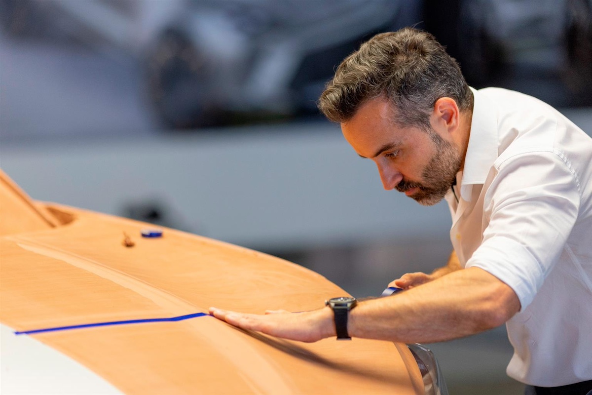 CUPRA Terramar: il suovo SUV elettrificato che ridefinisce il design automobilistico