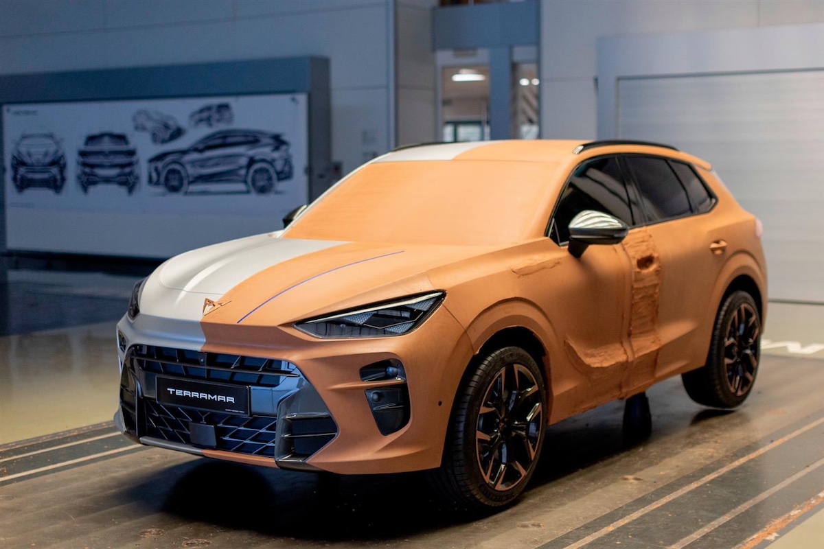 CUPRA Terramar: il suovo SUV elettrificato che ridefinisce il design automobilistico