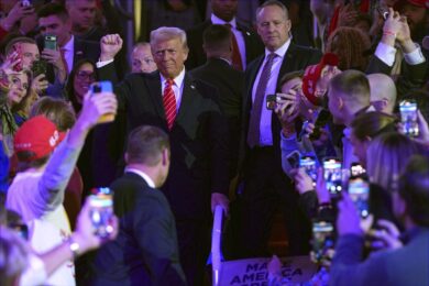 La diretta della cerimonia di insediamento di Trump | video