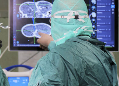 Bimba di 8 anni salvata da un tumore di 1,5 kg. In nove ore il primato Bambino Gesù