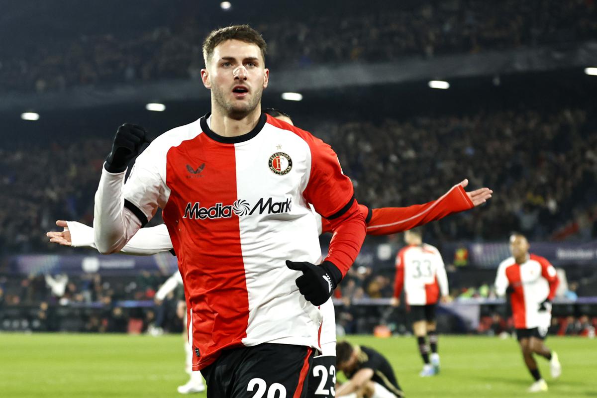Calciomercato Milan, il piano per regalare Santiago Gimenez. Due alternative di lusso – Rumor Calciomercato Milan, il piano per regalare Santiago Gimenez. Due alternative di lusso – Rumor