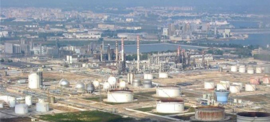Brindisi, ENI vuol chiamarsi fuori dalla Chimica di Base