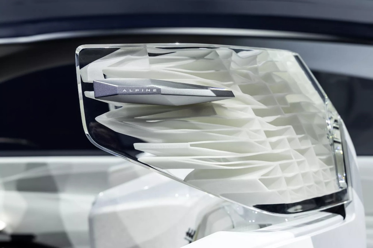 Alpine A390_β: innovazione, materiali eco-sostenibili e design d’eccellenza