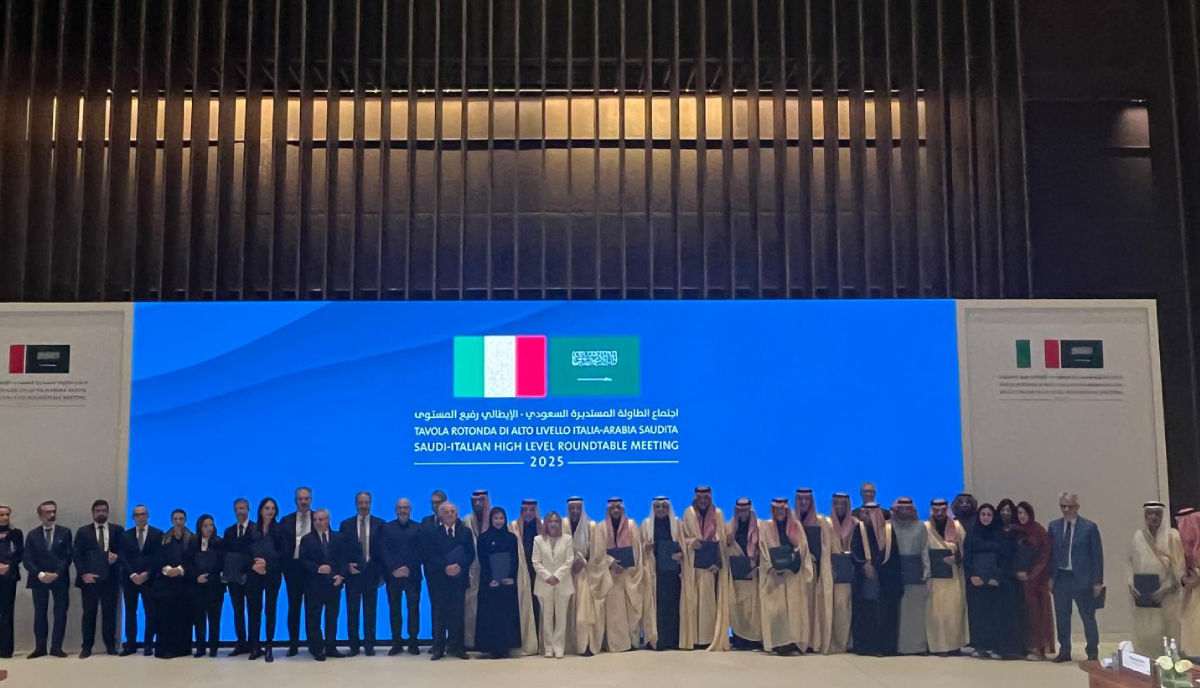Leonardo, firmato MoU con l’Arabia Saudita per espandere la collaborazione nell’aerospazio e difesa Leonardo, firmato MoU con l’Arabia Saudita per espandere la collaborazione nell’aerospazio e difesa