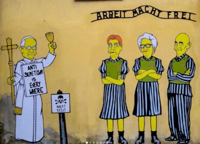 Milano, Papa Francesco e Liliana Segre (in stile Simpsons) nel murale contro l’antisemitismo