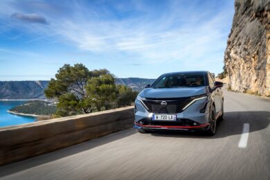 Nissan svela la Ariya NISMO: potenza, stile e sostenibilità al vertice della gamma