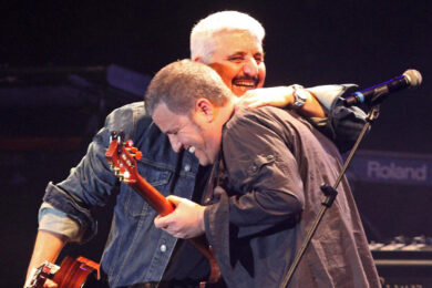 Napoli celebra Pino Daniele: il 19 marzo grande evento in piazza del Gesù per i 70 anni del ‘Mascalzone Latino’