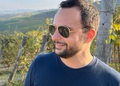 Il giornalista Fabio Postiglione morto in un incidente stradale a Milano