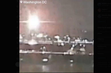 Incidente a Washington. Il video dello scontro tra il jet e l’aereo American Airlines