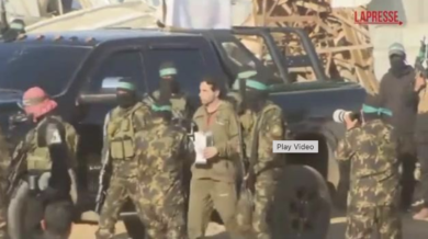 Gaza, il rilascio degli ostaggi israeliani | VIDEO