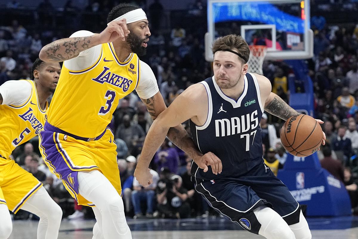 Clamoroso scambio in Nba: Luka Doncic ai Lakers, Anthony Davis a Dallas Clamoroso scambio in Nba: Luka Doncic ai Lakers, Anthony Davis a Dallas