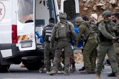 Cisgiordania massacrata dalle bombe di Israele, ma Netanyahu si immola in ambigui messaggi di speranza