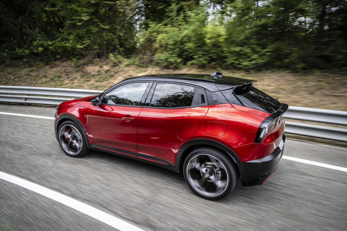 Alfa Romeo Junior eletta “La Novità 2025” dai lettori di Quattroruote