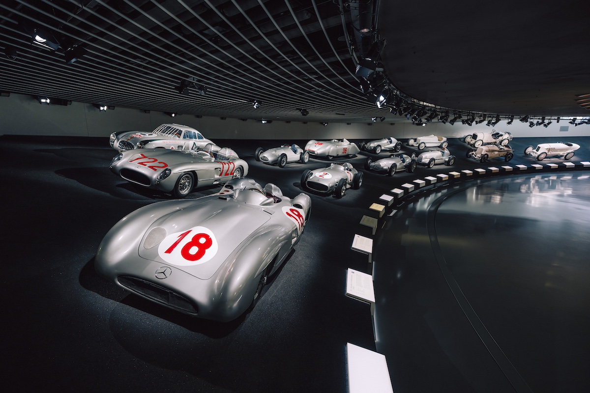 Mercedes-Benz W 196 R Stromlinienwagen: un’icona della Formula 1 battuta all’asta per una cifra record Mercedes-Benz W 196 R Stromlinienwagen: un’icona della Formula 1 battuta all’asta per una cifra record