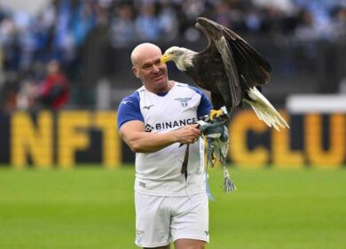 Bernabé, il falconiere quasi perdonato: l’aquila Olimpia torna a volare domenica 9
