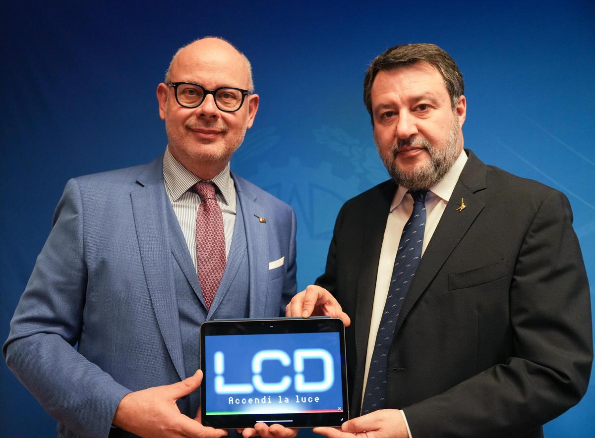 Galleria foto 'Lega, de Bertoldi: “Un altro mandato per Zaia. Serve un Ministero dell’Efficienza”' - foto 1