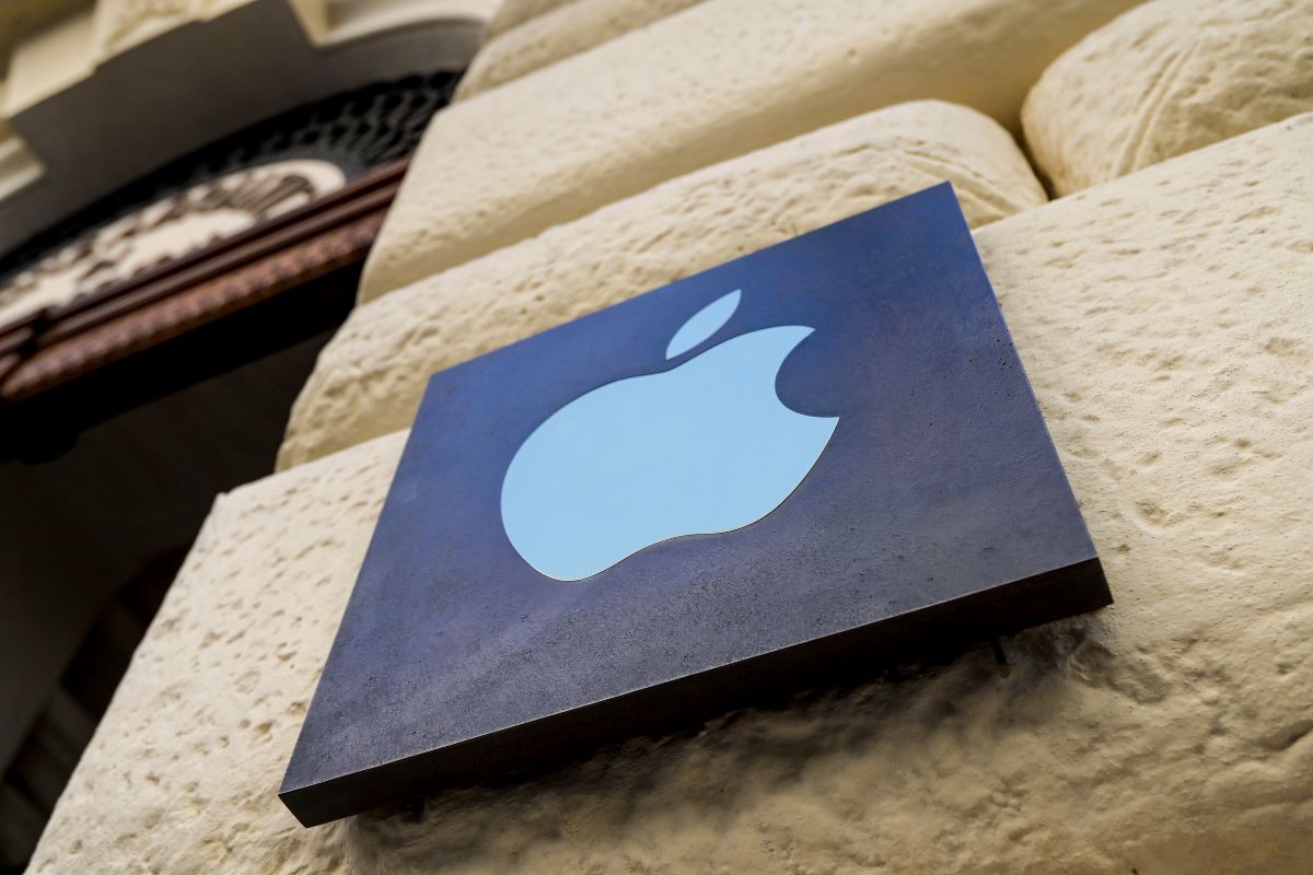Pechino mette nel mirino i colossi tech della Silicon Valley: aperta un’indagine antitrust su Apple Pechino mette nel mirino i colossi tech della Silicon Valley: aperta un’indagine antitrust su Apple