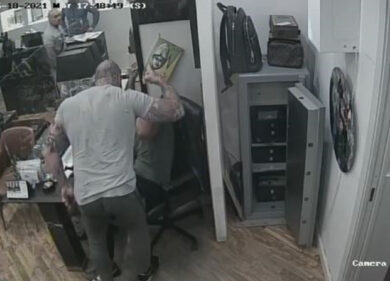 L’orologiaio-influencer Lorenzo Ruzza aggredito in negozio: imprenditore a processo