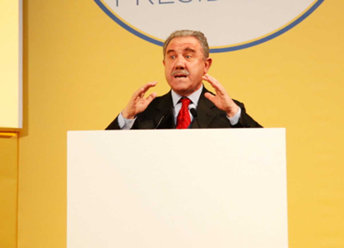Donato Robilotta nuovo Dg della Conferenza dei Parlamenti regionali Donato Robilotta nuovo Dg della Conferenza dei Parlamenti regionali