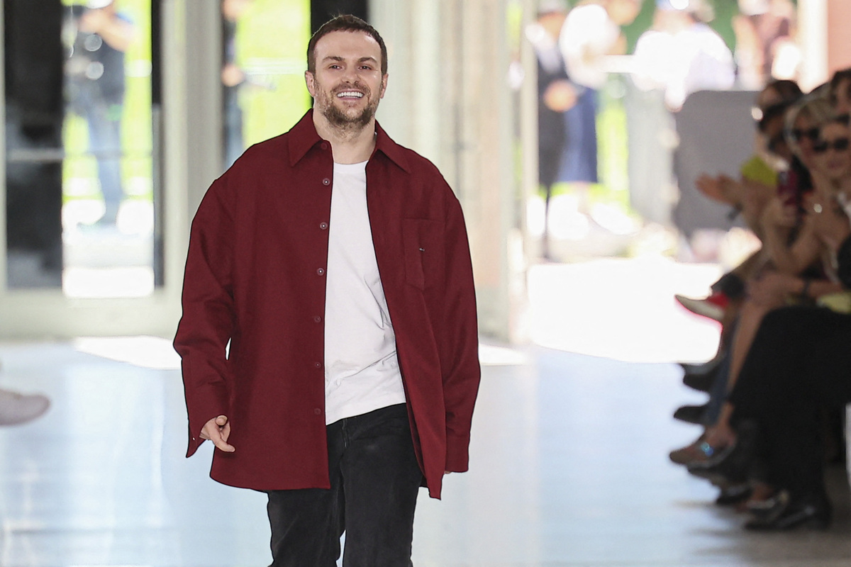 Gucci silura un altro direttore creativo: dietro l’addio di De Sarno la crisi delle vendite del gruppo Kering