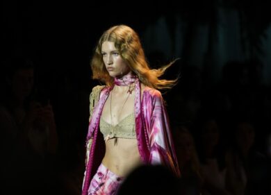 Lusso e digitale, ecco i marchi al top: sul podio Prada, Gucci, Versace