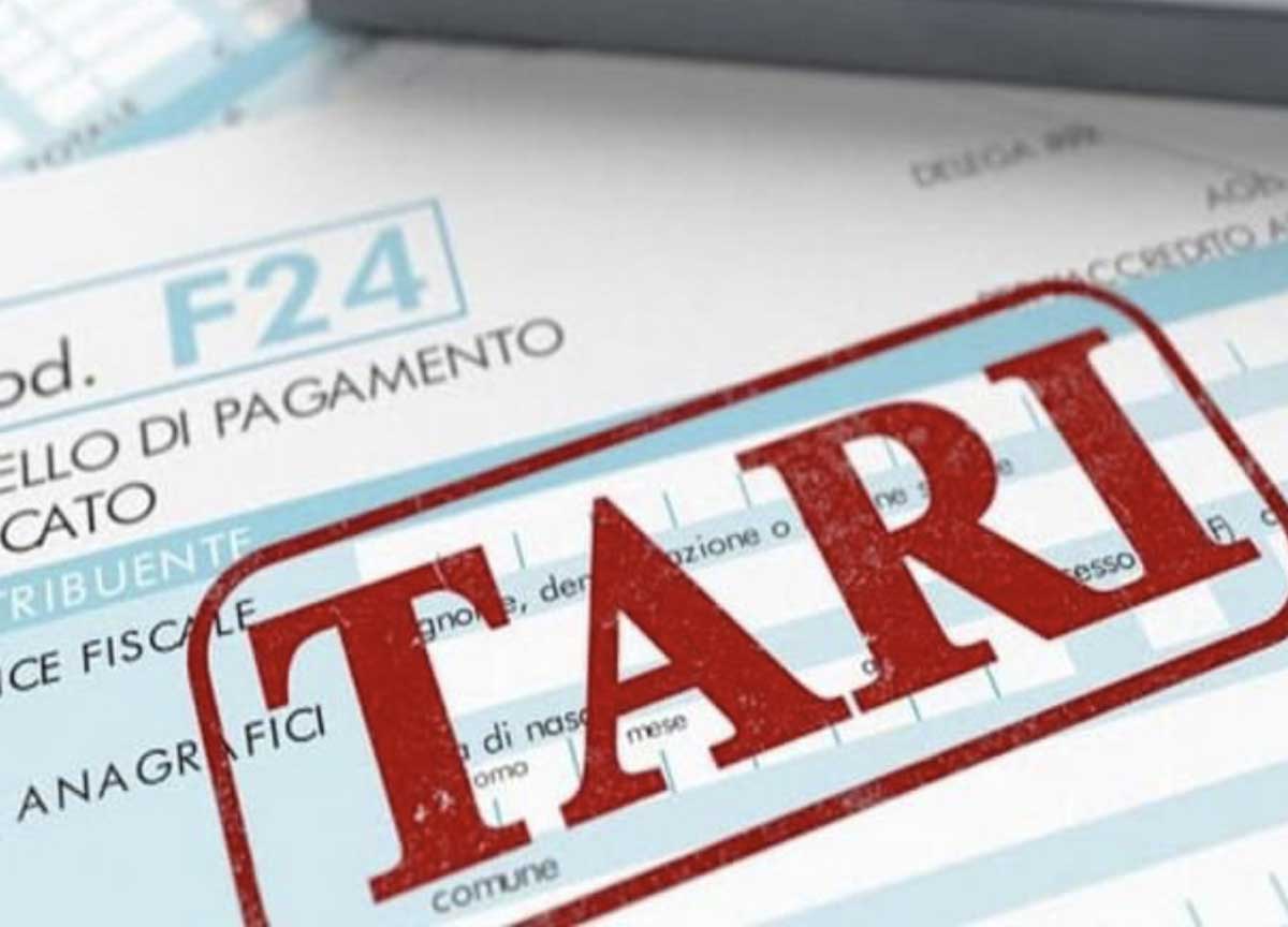 Tari, il peso dell’evasione sulla tassa rifiuti: numeri e criticità nelle grandi città italiane Tari, il peso dell’evasione sulla tassa rifiuti: numeri e criticità nelle grandi città italiane