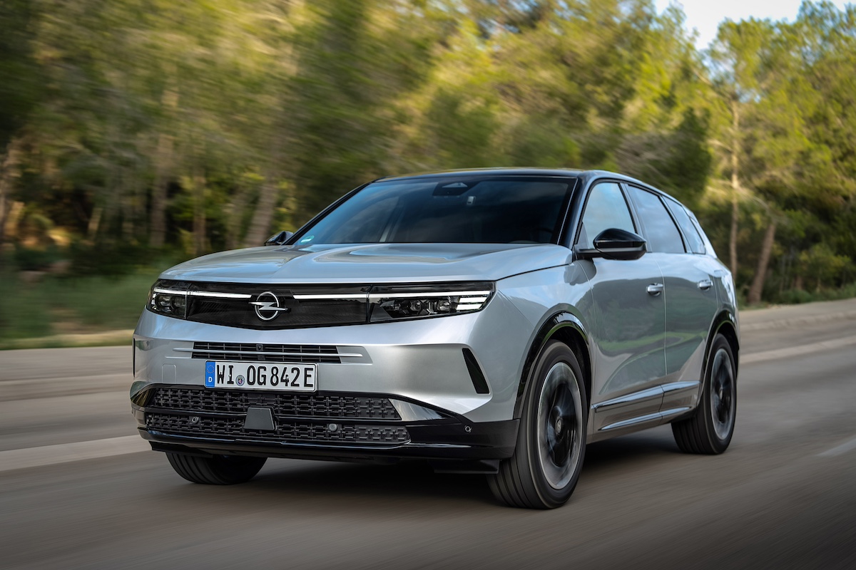 Opel Grandland Plug-in Hybrid: oltre 1.100 km di autonomia nel test su strada