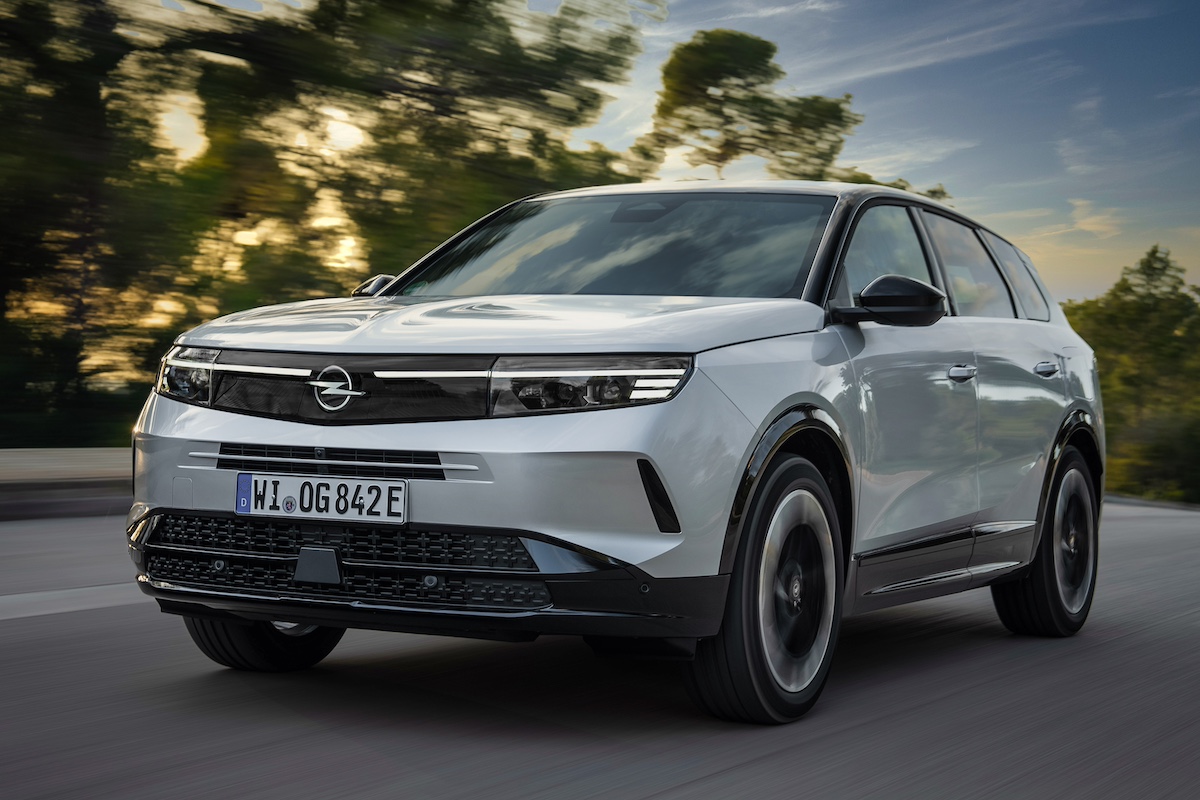 Opel Grandland Plug-in Hybrid: oltre 1.100 km di autonomia nel test su strada
