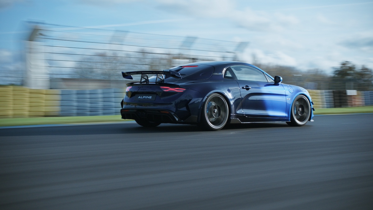 Alpine A110 R Ultime: la massima espressione della sportività Alpine A110 R Ultime: la massima espressione della sportività