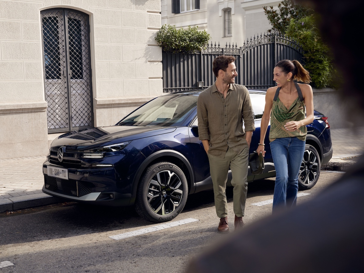 Nuove Citroën C4 e C4 X: design rinnovato, tecnologia avanzata e motorizzazioni elettrificate Nuove Citroën C4 e C4 X: design rinnovato, tecnologia avanzata e motorizzazioni elettrificate