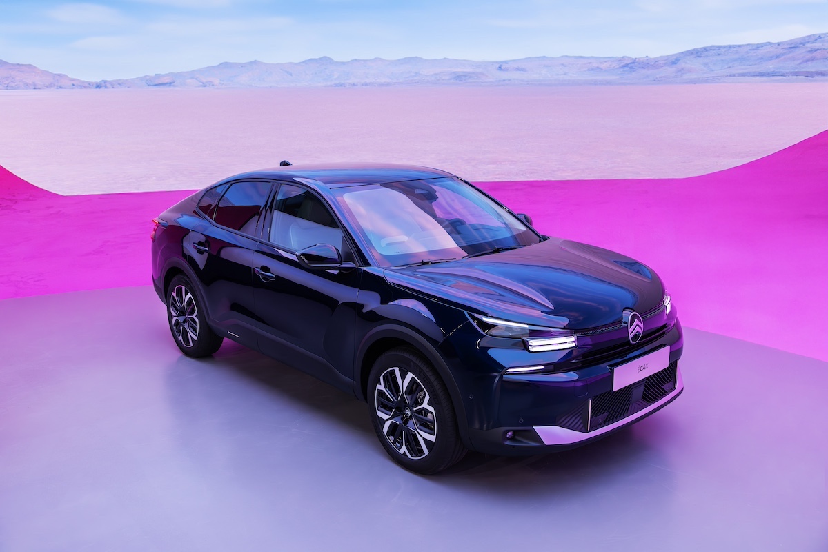 Nuove Citroën C4 e C4 X: design rinnovato, tecnologia avanzata e motorizzazioni elettrificate Nuove Citroën C4 e C4 X: design rinnovato, tecnologia avanzata e motorizzazioni elettrificate