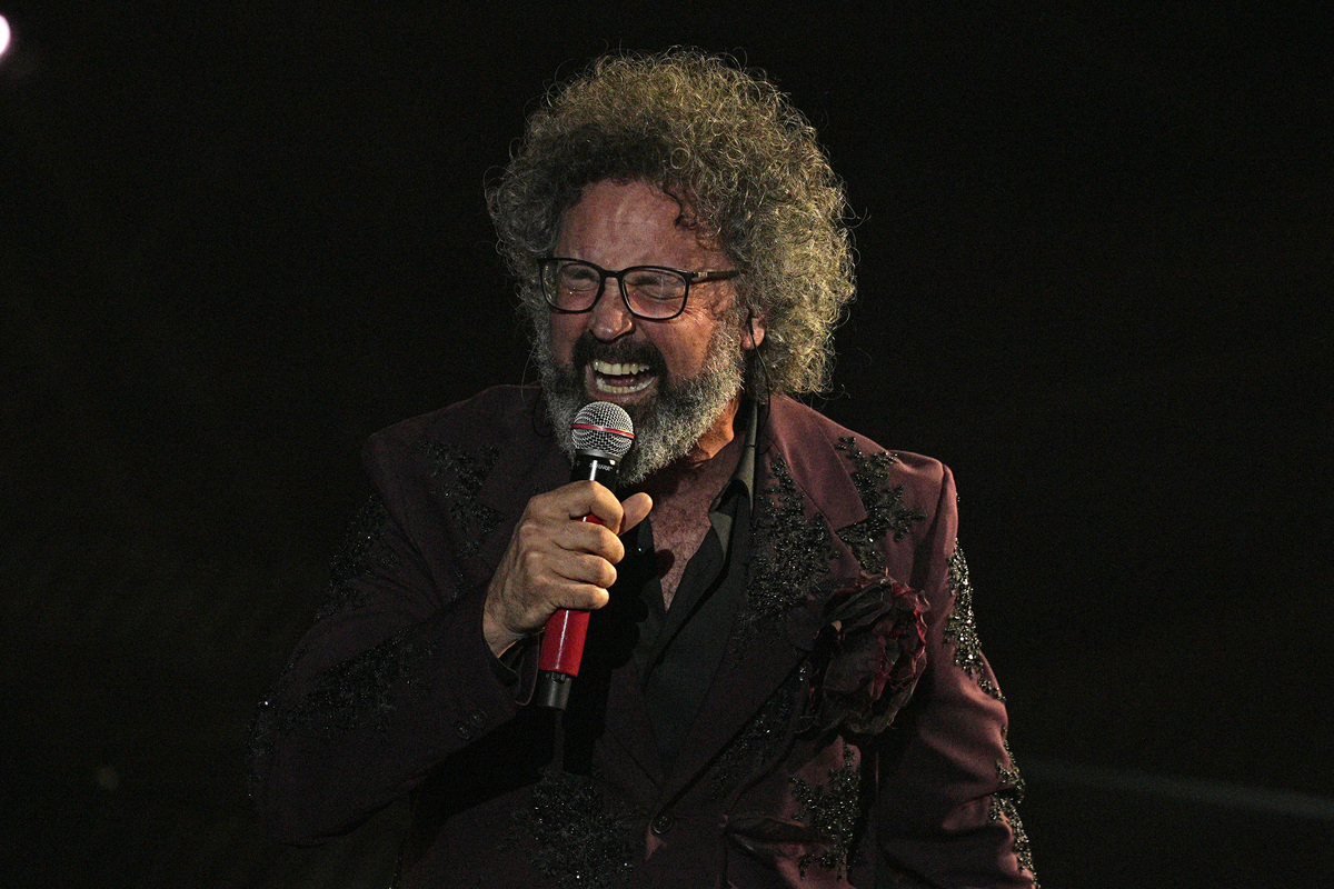 Simone Cristicchi a Sanremo 2025 con “Quando Sarai Piccola”: testo, significato e curiosità sulla canzone Simone Cristicchi a Sanremo 2025 con “Quando Sarai Piccola”: testo, significato e curiosità sulla canzone