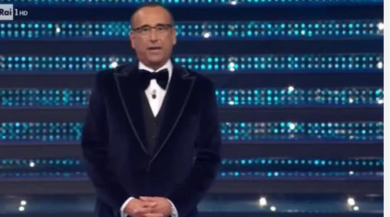 Sanremo 2025/ Carlo Conti muto per 20 secondi, blackout in diretta: che cosa è successo -VIDEO