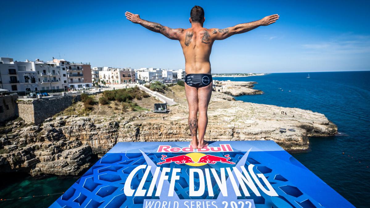 Red Bull Cliff Diving World Series 2025 torna a Polignano a Mare Red Bull Cliff Diving World Series 2025 torna a Polignano a Mare