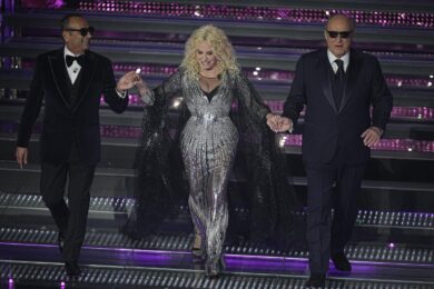 Sanremo 2025, le pagelle alle canzoni della prima serata | diretta
