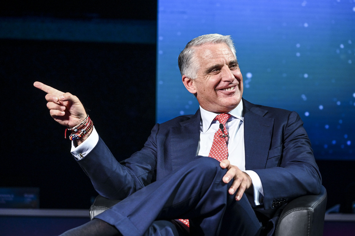 Orcel: “Generali per UniCredit non è un obiettivo. Su Commerzbank e Bpm…” Orcel: “Generali per UniCredit non è un obiettivo. Su Commerzbank e Bpm…”