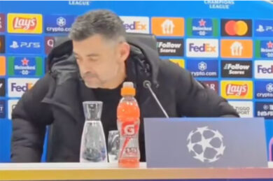 Feyenoord-Milan, Conceicao risponde a una domanda in conferenza poi si alza e se va – VIDEO. Cos’è successo