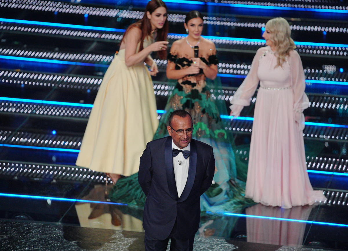 Sanremo 2025, gli ascolti tv della terza serata; calo al 59,8% Sanremo 2025, gli ascolti tv della terza serata; calo al 59,8%
