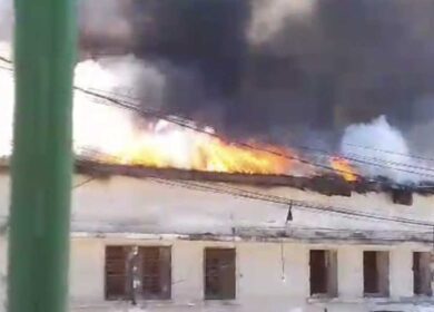 Haiti nel caos: l’ospedale generale bruciato dalle bande armate